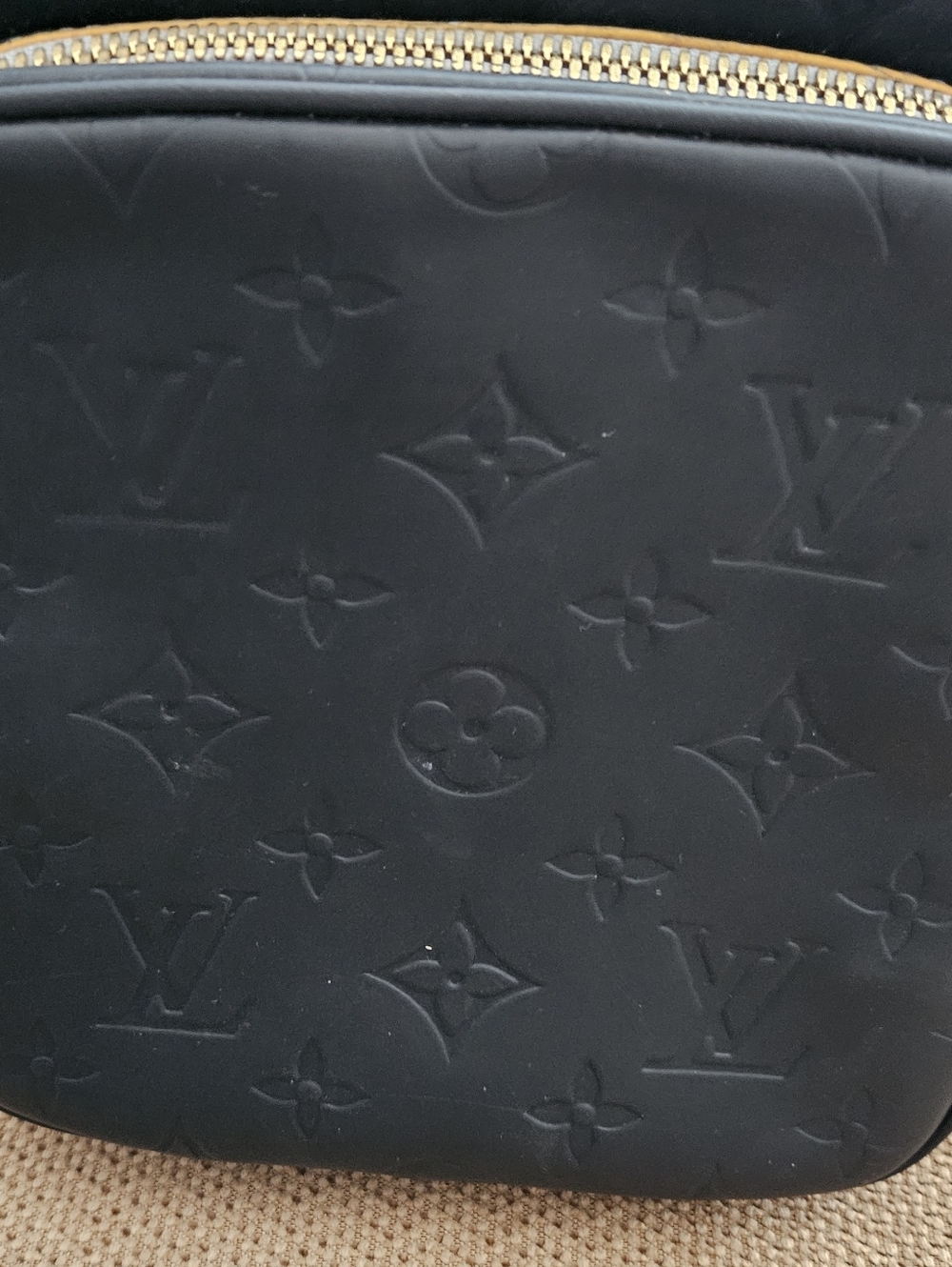 Louis Vuitton Black on Black Embosssed Wooster Crossbody Bag 🖤 - Picture 4 of 15